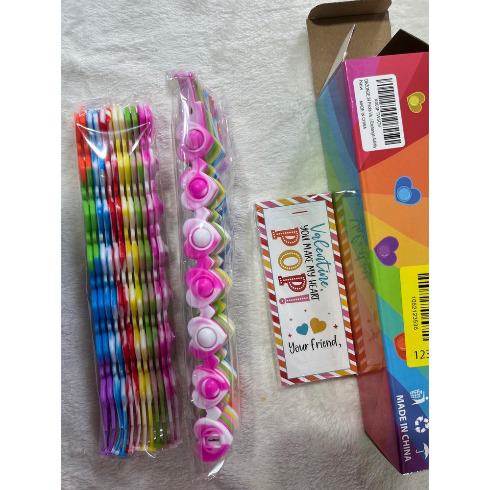 Dazonge 24 Pack Valentine Pop Fidget Bracelets Heart Sensory Toy Party Favors
